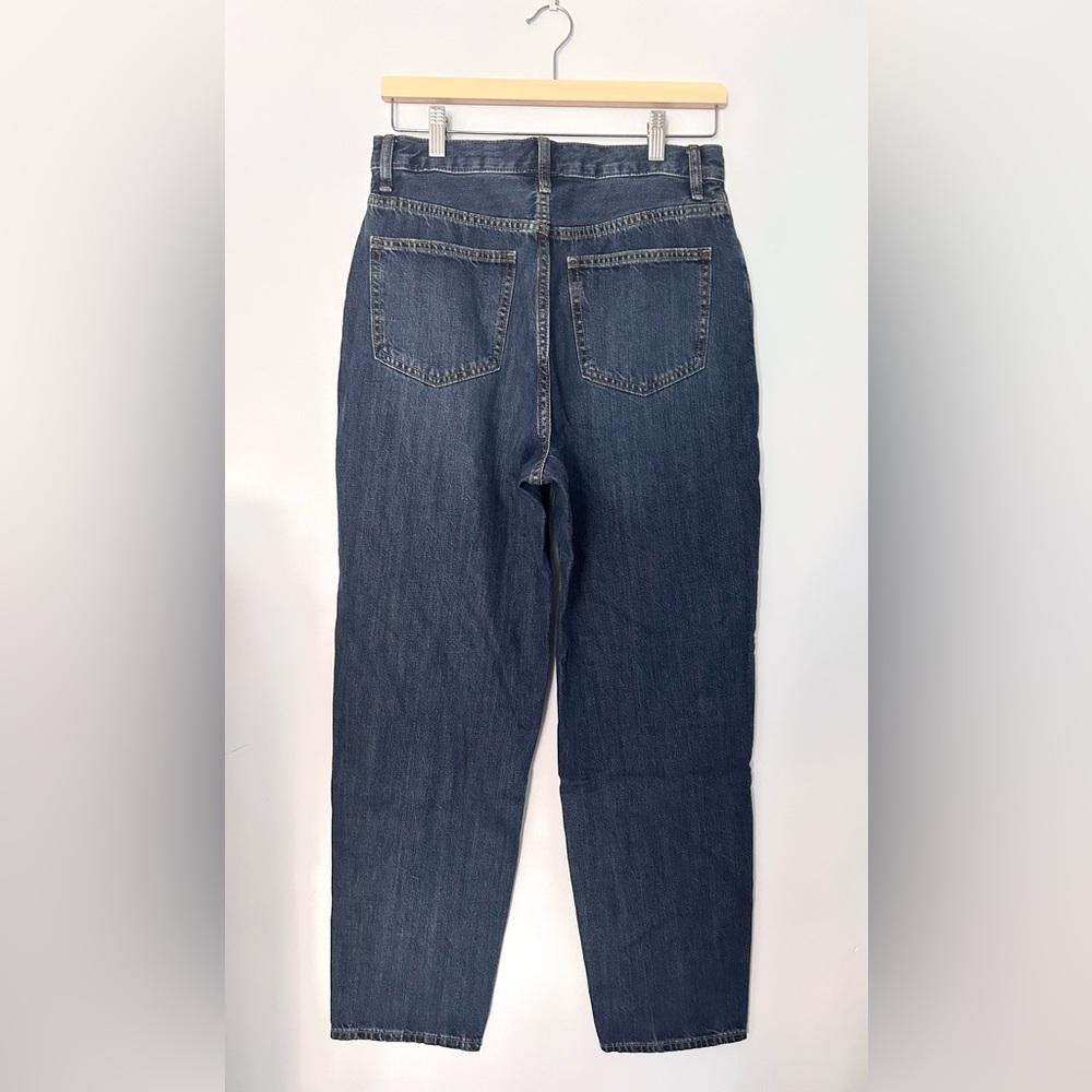 NWOT UNIQLO high rise tapered ankle jeans (dark blue) - Picture 2 of 2